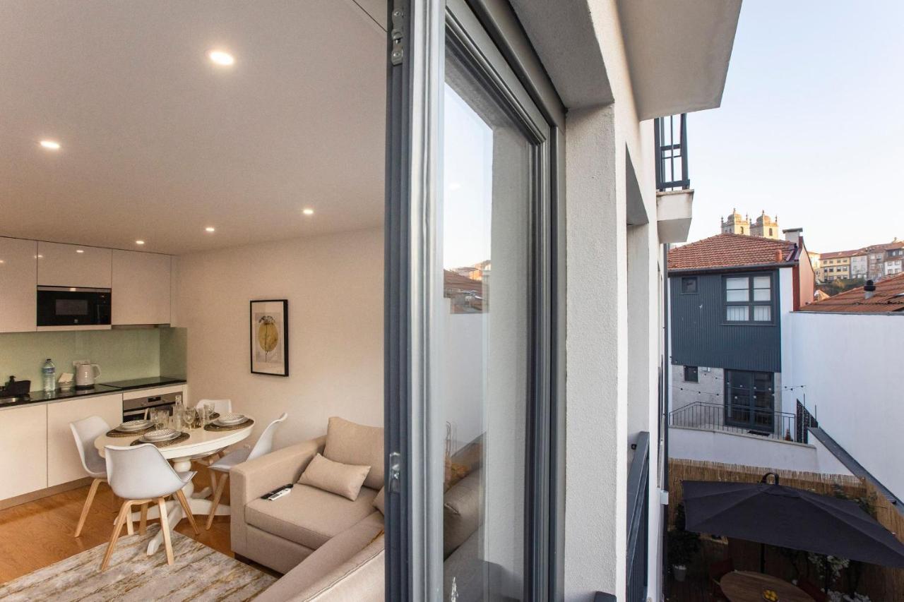 City Center 2Br Flat W/ Ac By Lovelystay Porto Dış mekan fotoğraf