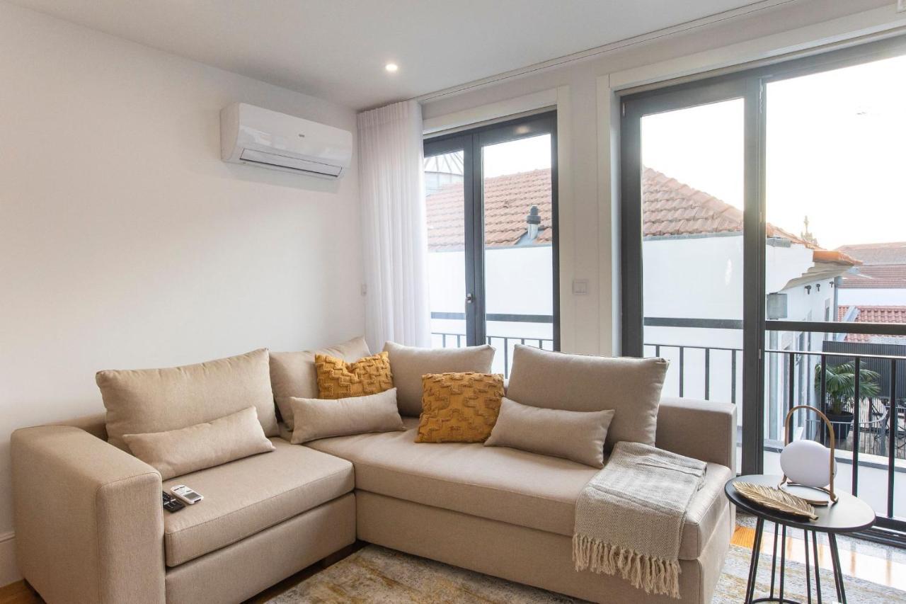 City Center 2Br Flat W/ Ac By Lovelystay Porto Dış mekan fotoğraf