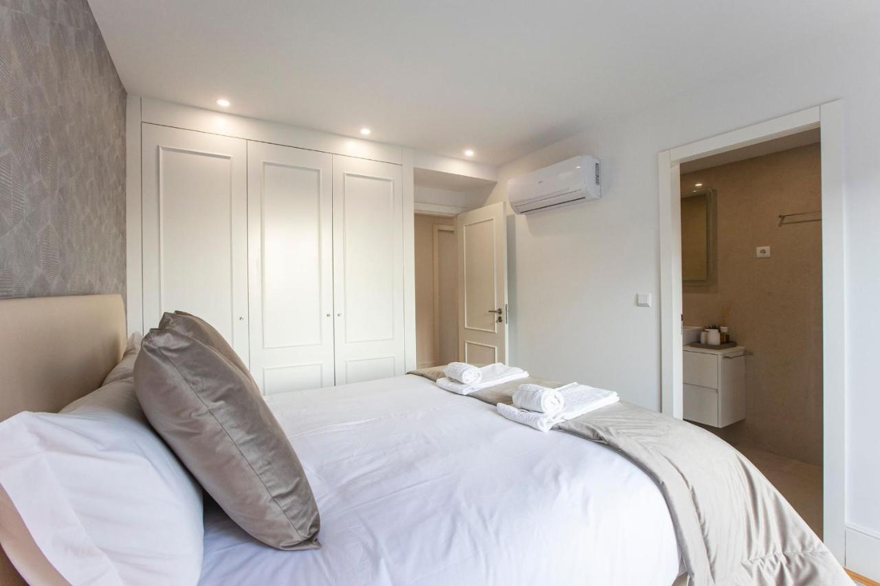 City Center 2Br Flat W/ Ac By Lovelystay Porto Dış mekan fotoğraf